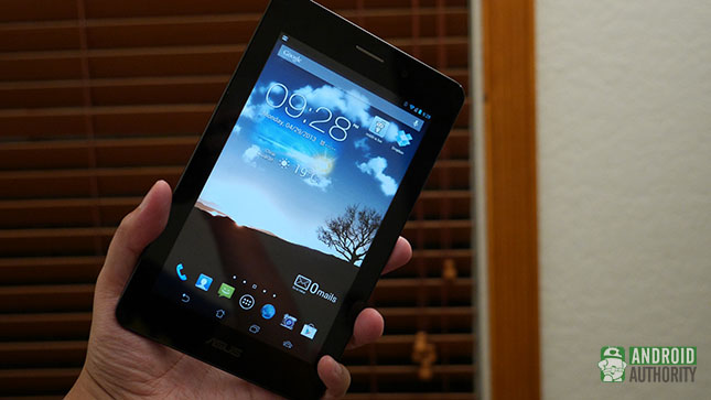 Đánh giá Asus Fonepad: Smartphone cấu hình khỏe với màn hình lớn 7 inch